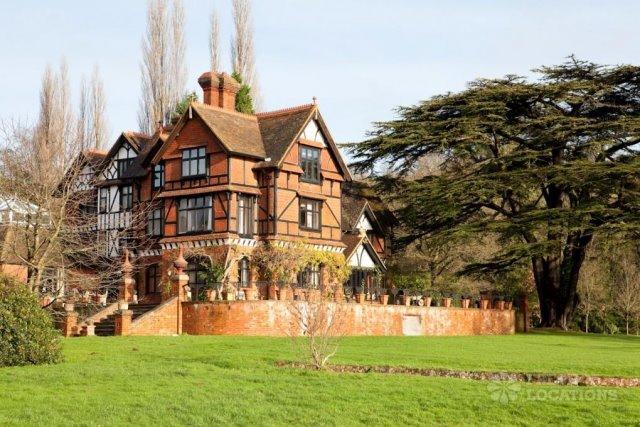 Hambledon House Bed & Breakfast Годалминг Екстериор снимка