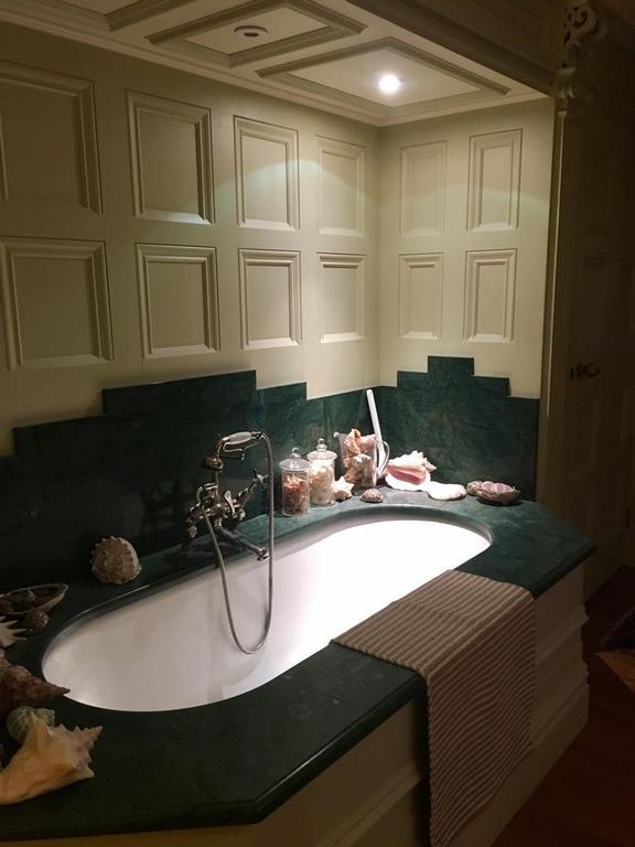 Hambledon House Bed & Breakfast Годалминг Екстериор снимка